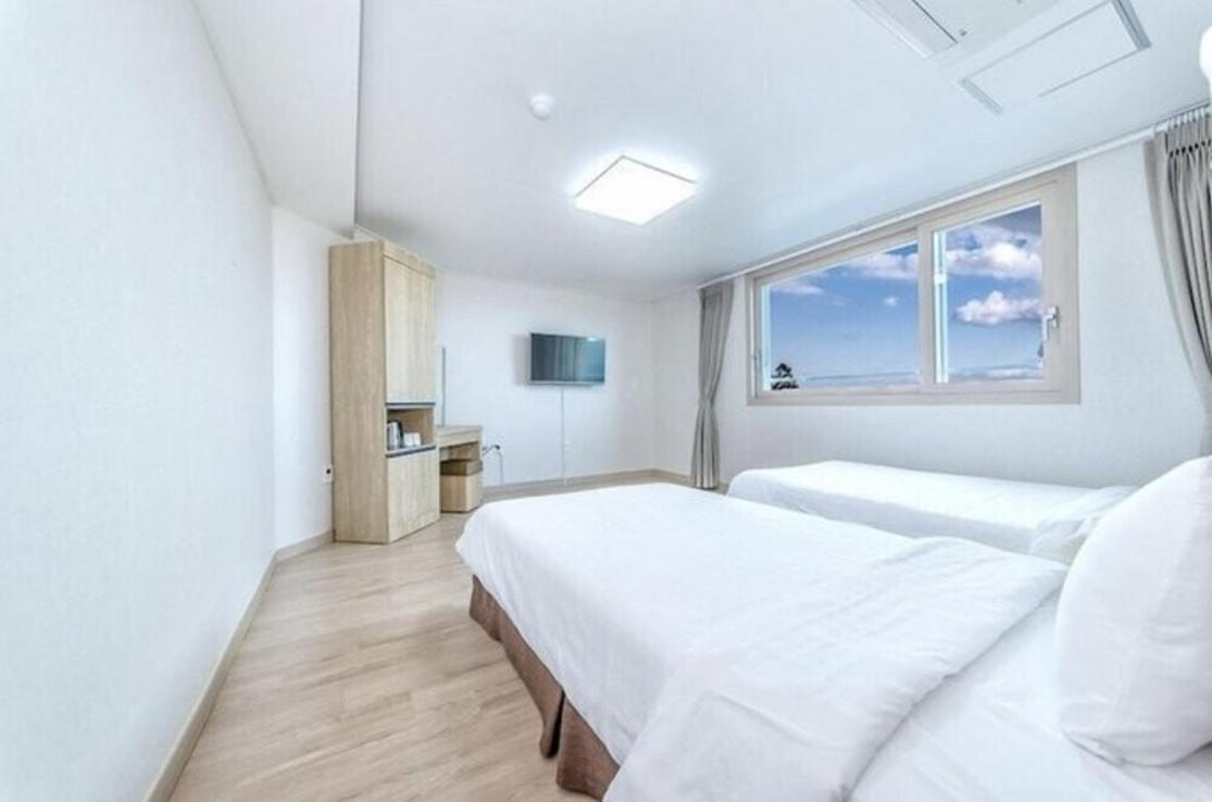 Sh Jungmoon City Stay Seogwipo Exterior photo