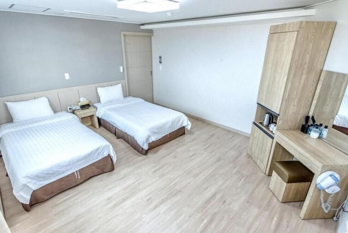 Sh Jungmoon City Stay Seogwipo Exterior photo
